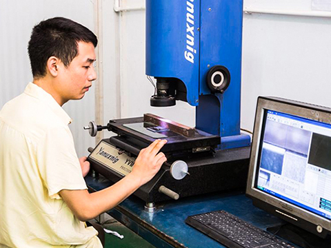 汽车冲压加工厂